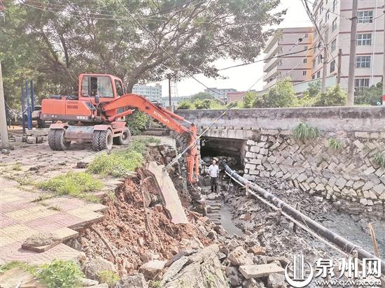 本次施工招标采用资历后审2021/6/30清淤换填施工方案(2)