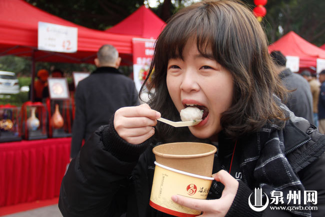 泉州传统小吃惹台湾学子喜爱 泉州传统小吃惹台湾学子喜爱
