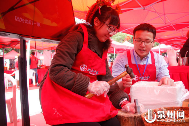 学子体验元宵馅制作 学子体验元宵馅制作