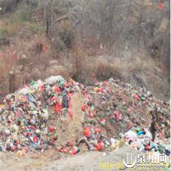 晋江市深沪镇段垃圾堆积