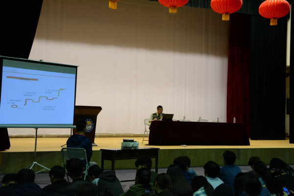 魏澍荣对队长做消防安全知识讲座 魏澍荣对队长做消防安全知识讲座