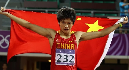 9秒97！请记住，他的名字叫谢震业！