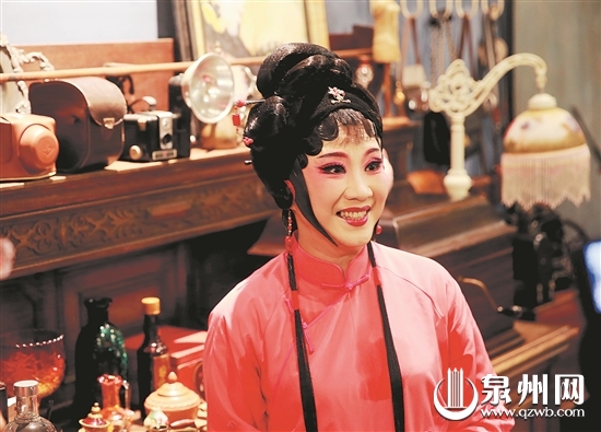 “梅花奖”二度得主曾静萍，希望不断创新、发展梨园戏的表演和观赏方式。