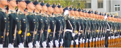 中国军人最标准的精气神 三军仪仗队是这样炼成的