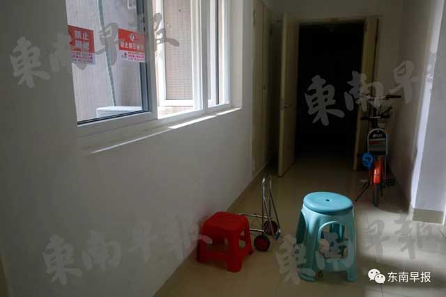 泉州浦西安置房,一老人不幸从7楼坠亡,事发时正在种花 泉州浦西安置房,一老人不幸从7楼坠亡,事发时正在种花