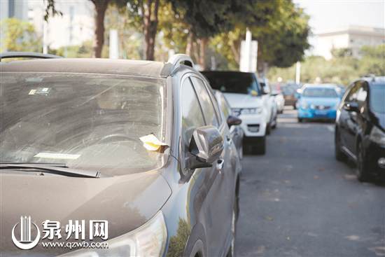 新行政服务中心：群众点赞新环境 交通服务待完善