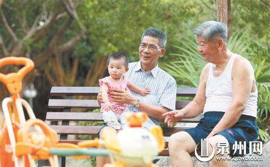 泉州90岁以上老人逐年增多 探寻他们长寿“秘决” 泉州90岁以上老人逐年增多 探寻他们长寿“秘决”