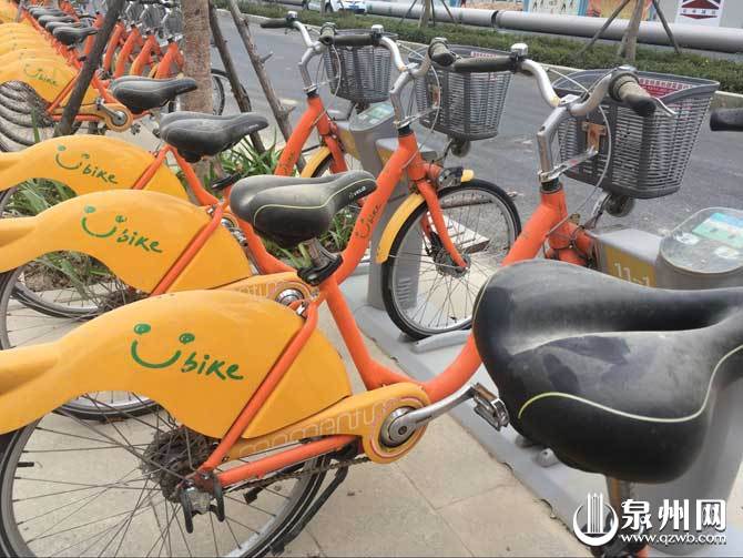 通源街水墨兰庭小区工地扬尘 小黄人覆了一层灰