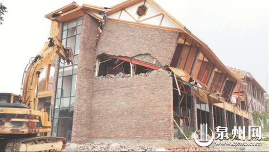 神山农庄的违建被拆除