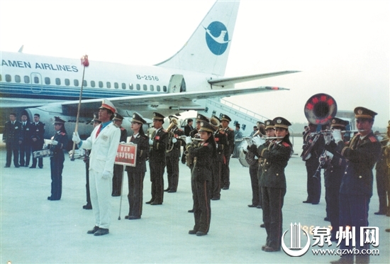 1996年12月12日，泉州晋江机场正式通航。
