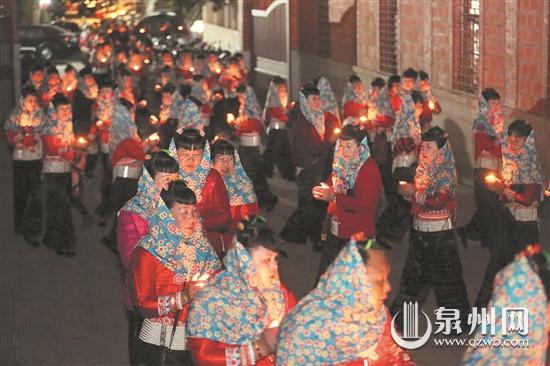 现场来了近两百名惠女