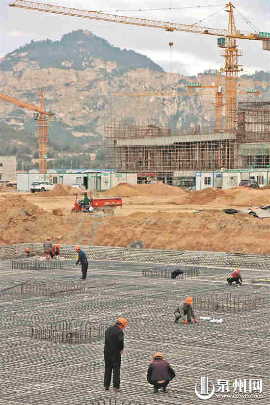 三安高端半导体项目建设现场