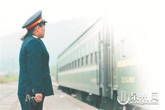 告别最后一趟绿皮火车（资料图）