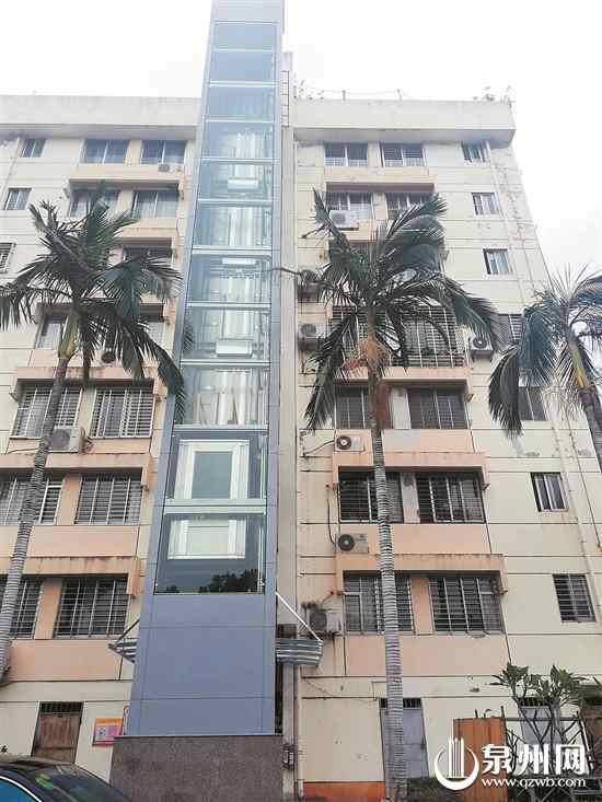 云谷小区17栋加装的电梯不久前刚投入使用 云谷小区17栋加装的电梯不久前刚投入使用