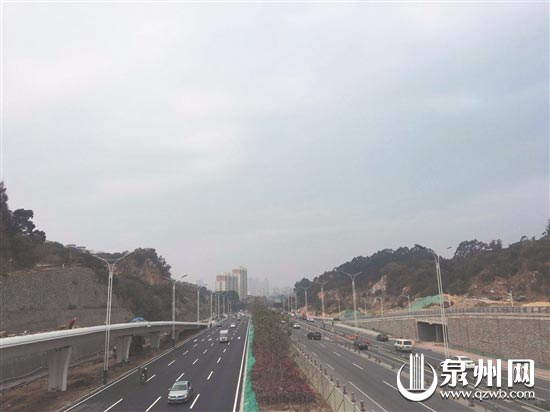 绿廊一层主车道已具备通车条件