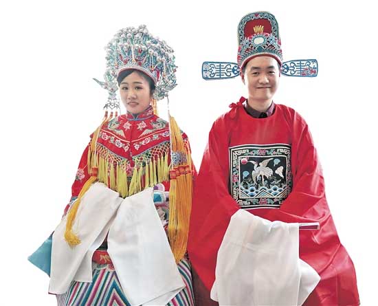 倡新风婚事简办 倡新风婚事简办