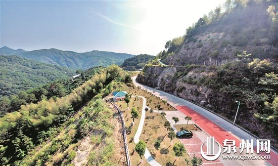 美丽的德化双交林停车区 （王毅 摄）