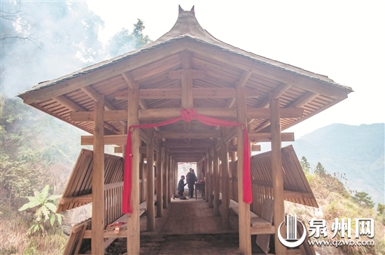 古廊桥修缮完成再次成为当地村民休闲好去处