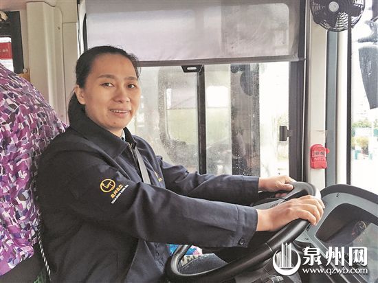“三八”国际妇女节特别报道 60路公交上的8朵金花