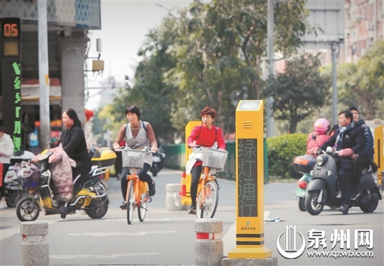 过街语音提示桩在中心市区部分路口试运行