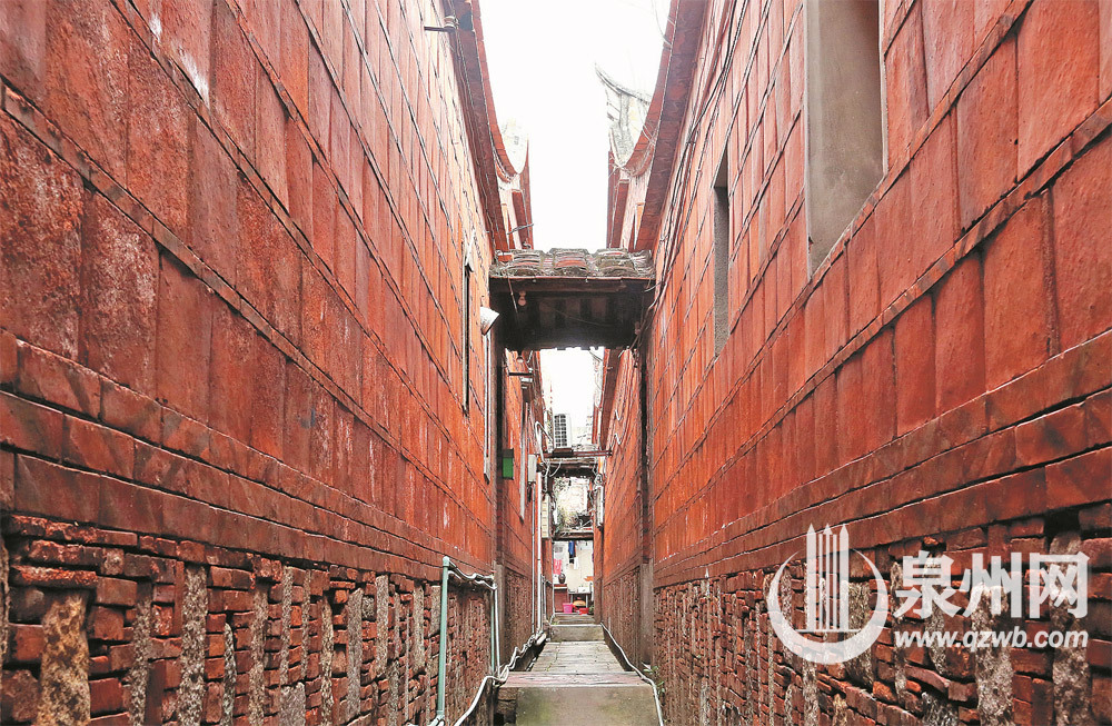 坊间有名的“防火巷”给人强烈的视觉冲击 坊间有名的“防火巷”给人强烈的视觉冲击