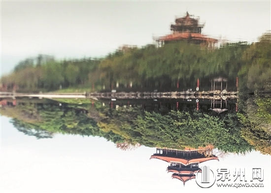 一城晴雨四处景