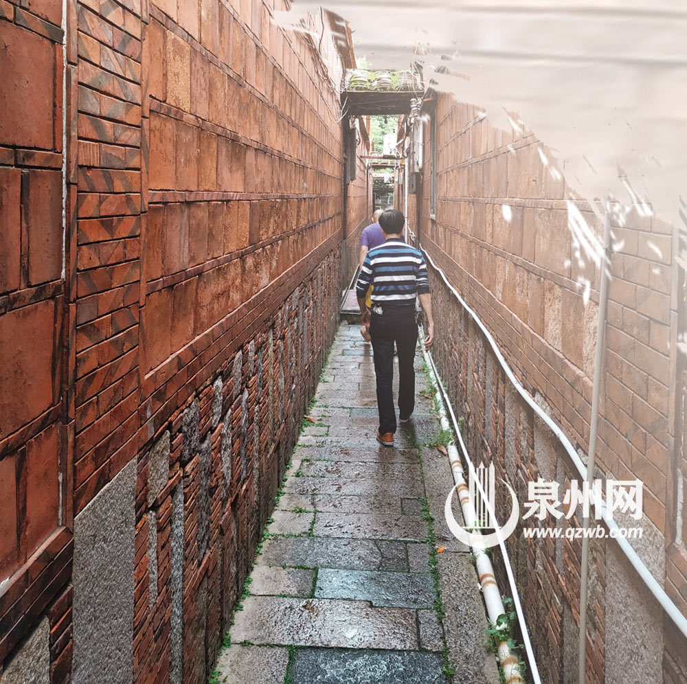 名门大宅，巷弄幽深。