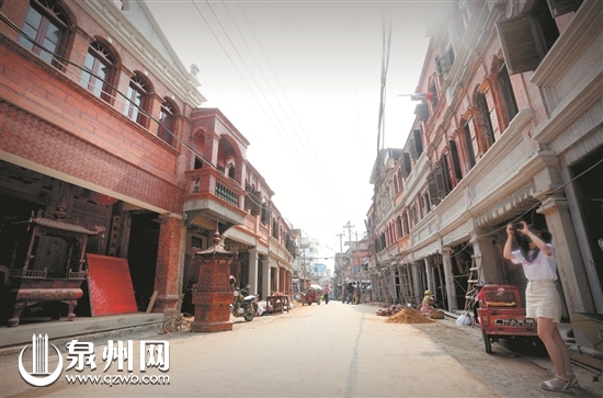 洛阳古街1.08公里青石板路打通，50米示范段骑楼和百姓书房修缮完工，6月正式开放