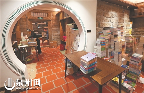 洛阳古街1.08公里青石板路打通，50米示范段骑楼和百姓书房修缮完工，6月正式开放