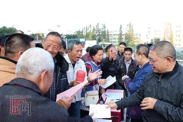 劳动法律咨询宣传，为进城务工人员出谋划策