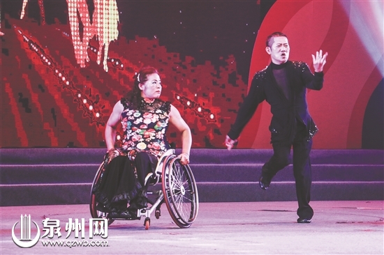 轮椅舞蹈《舞动奇迹》展现对生命的无限热爱
