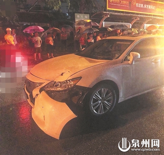 肇事车辆车头受损严重（目击者供图）