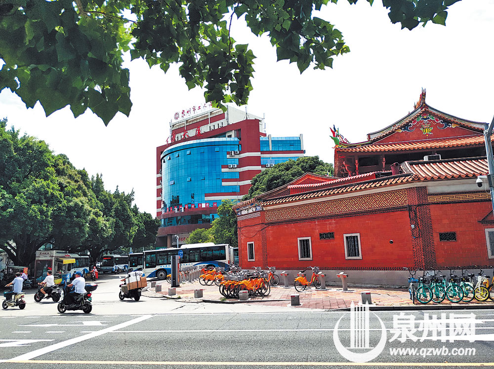 李光缙府第“瑞莲堂”的遗址就在今泉州市区工人文化宫公交站一带