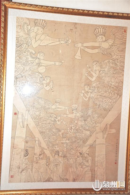 现场展出的洪志雄先生的画作