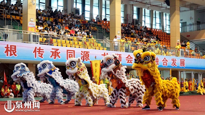异彩纷呈的开幕式表演