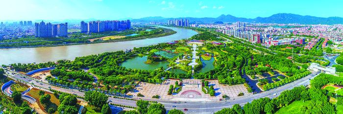 福建省泉州市北滨江公园景色。