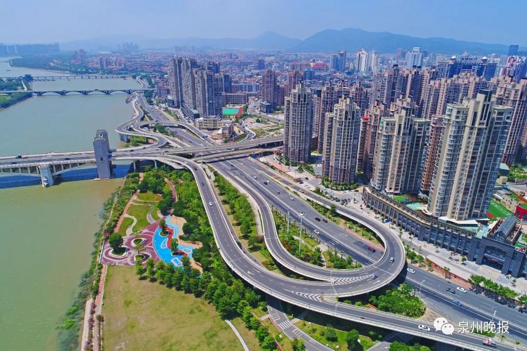 高质量发展引领高素质高颜值新福建崛起(陈起拓 摄) 高质量发展引领高素质高颜值新福建崛起(陈起拓 摄)