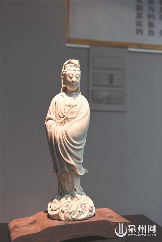 明代51.8厘米渡海观音国庆德化展出 明代51.8厘米渡海观音国庆德化展出