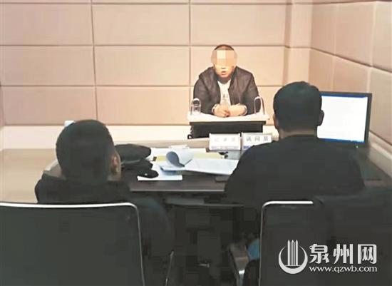 吴某夹主动投案自首