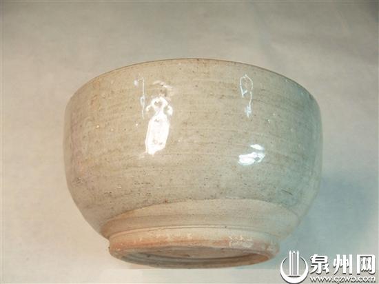 南宋青釉敛口瓷碗（资料图）