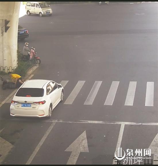 9005423_c3253c2a-cf2d-40ff-b676-b741760e85bf_batchwm.jpg
