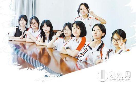 这就是青春飞扬的样子——惠安荷山中学女生组团翻唱凤凰传奇歌曲,央