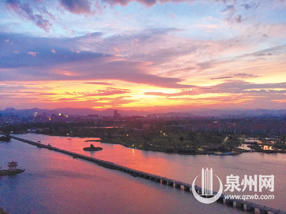 任风云变幻,我自岁月静好。 任风云变幻,我自岁月静好。