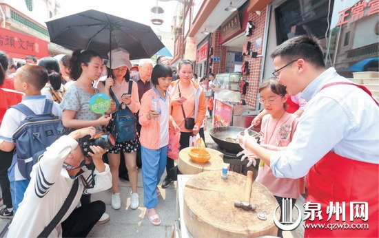 泉州特色美食吸引众多市民游客