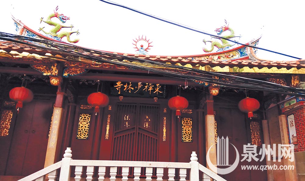 镇国东禅寺遗址在仁凤街内，今称东禅少林寺。