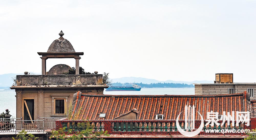 南安市石井镇奎霞村,与大嶝岛和金门岛隔水相望。(陈亚明 摄) 南安市石井镇奎霞村,与大嶝岛和金门岛隔水相望。(陈亚明 摄)