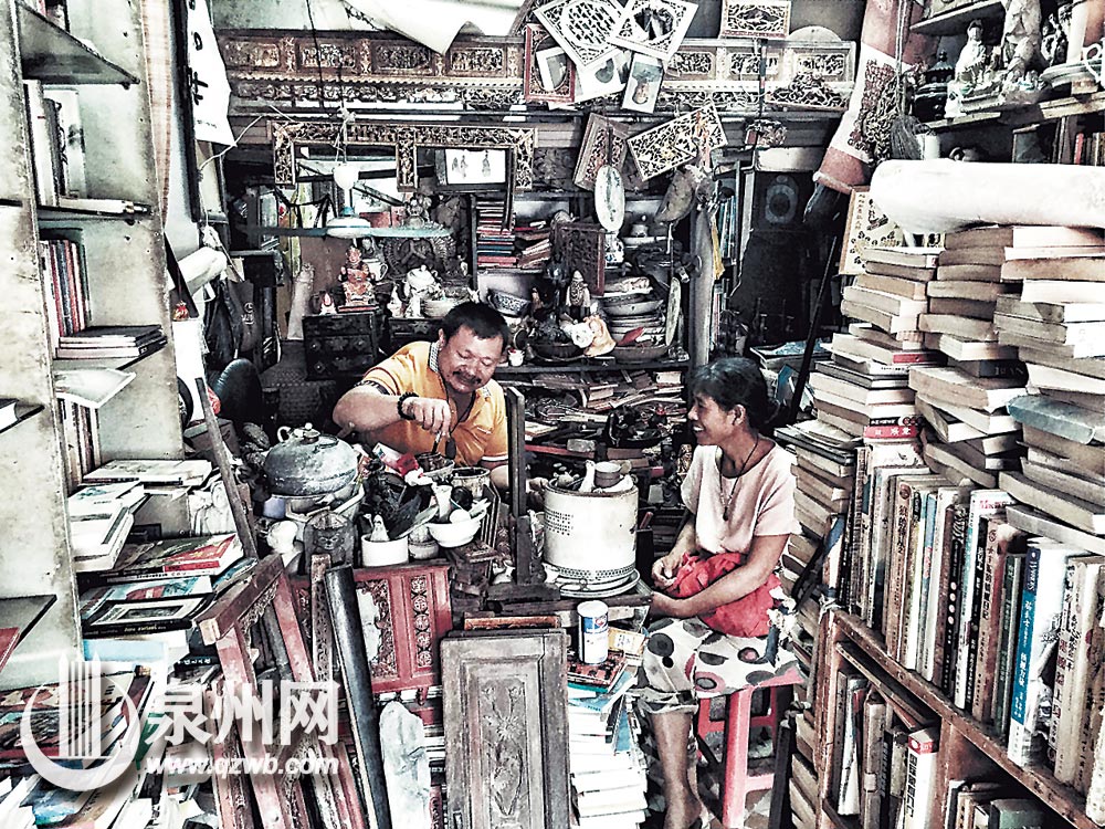 《西街·淘宝》 （苏灿辉 摄）