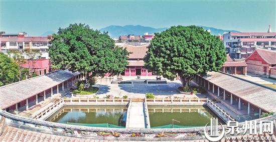 泉州府文庙历史悠久、规模宏大。