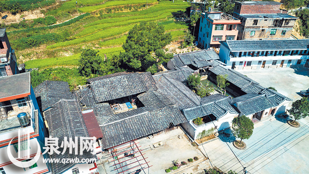 永春侯龙书院建筑群气势磅礴（姚宏伟 摄）