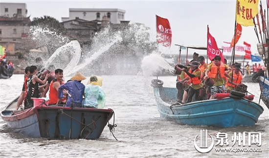 蚶江海上泼水节落下帷幕 海内外媒体聚焦泉州民俗盛宴 蚶江海上泼水节落下帷幕 海内外媒体聚焦泉州民俗盛宴